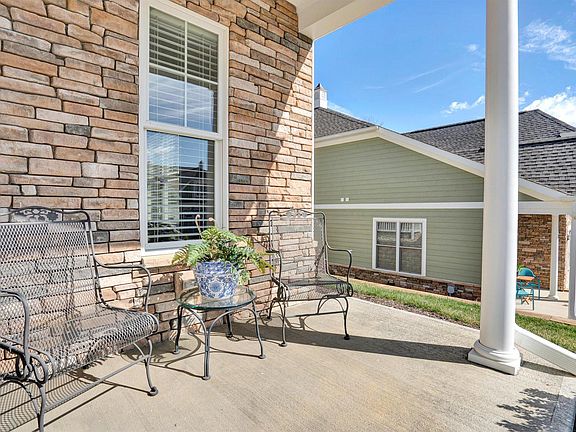 4th image of 4736 Leigh Ln
