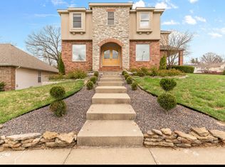 903 E Gaslight Dr, Springfield, MO 65810