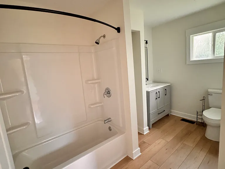 4767 Green Creek Rd — Photo 15