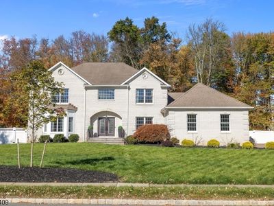 12 Sunrise Dr, Parsippany, NJ, 07054