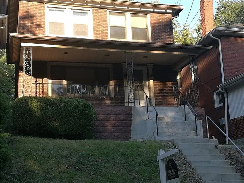 1437 Macon Ave photo 1
