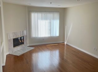 15033 Dickens St #103, Sherman Oaks, CA 91403