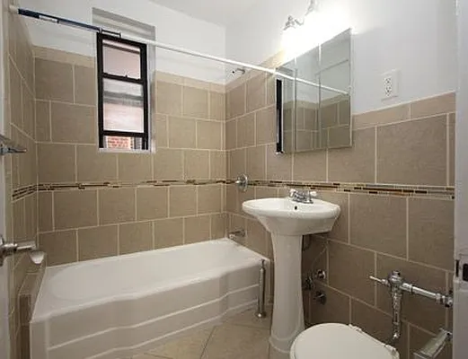 Rented by SW Queens Mezzanine | media 6