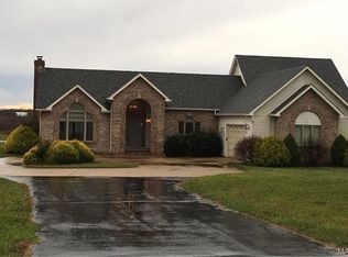 4723 Quail Run Rd, Farmington, MO 63640