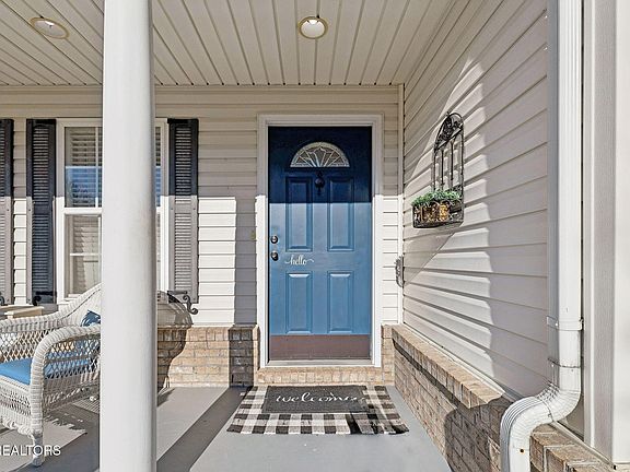 4th image of 5705 Cascadia Ln