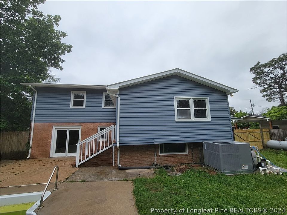 2nd image of 1809 Inverness Dr