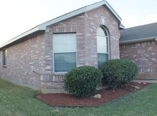 8512 Field Creek Ct, Fort Worth, TX 76134