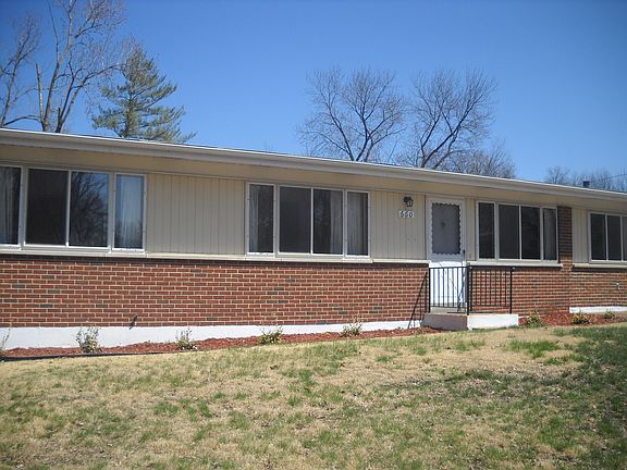 2nd image of 660 Jamaica Pl