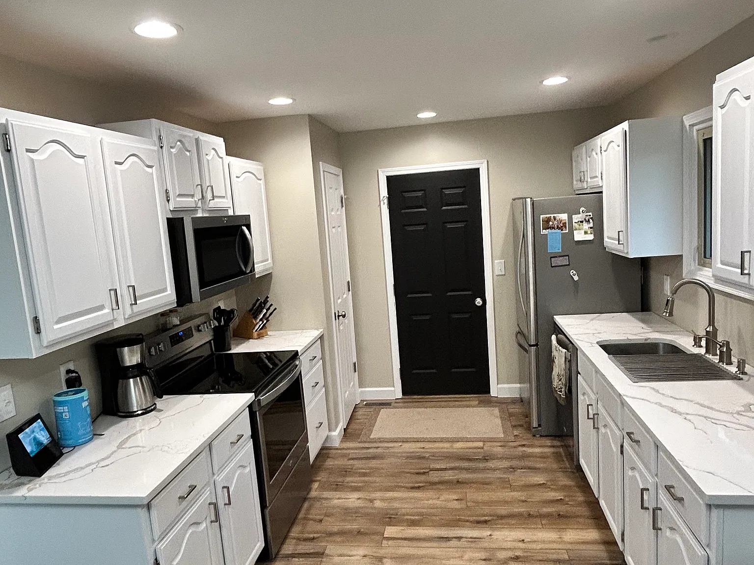 3 bed, 1170 sqft, $2,100 — Photo 3