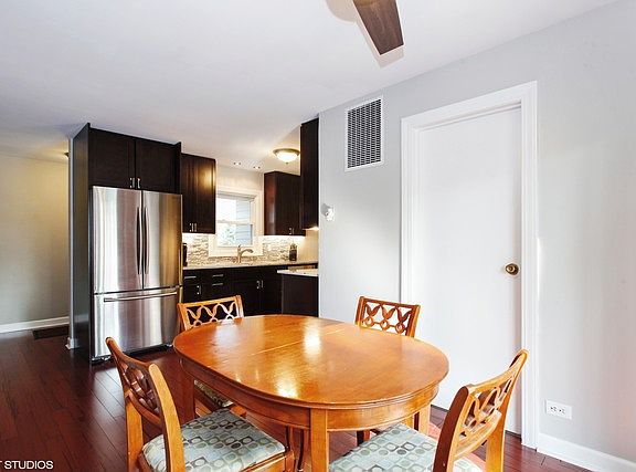5th image of 521 Indianwood Dr