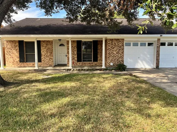 4042 Watters Road, Pasadena, TX 77504