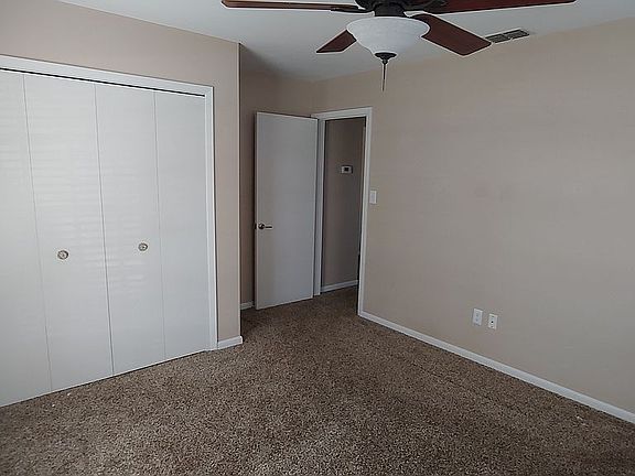 3rd image of 1580 Peaceful Ln N