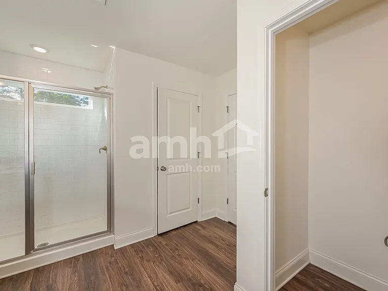 1149 Ashlyn Ct — Photo 13