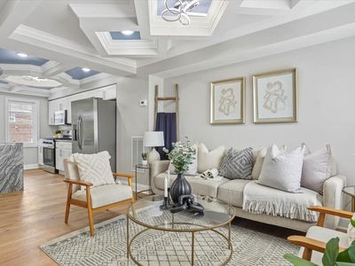 102 Upmanor Rd, Baltimore, MD, 21229