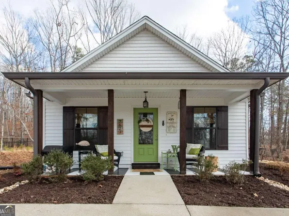 7621 Maple Pl, Murrayville, GA 30564