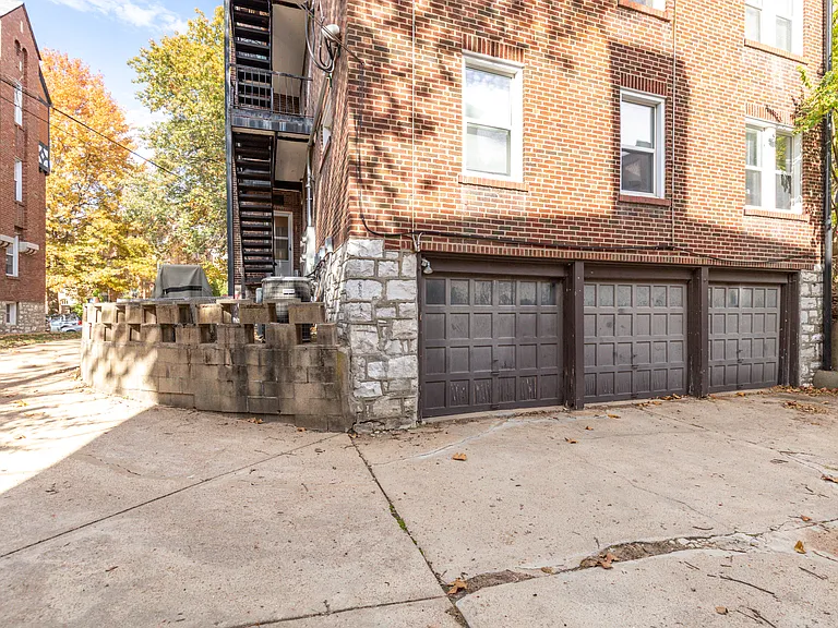 7542 Byron Pl #1 — Photo 26