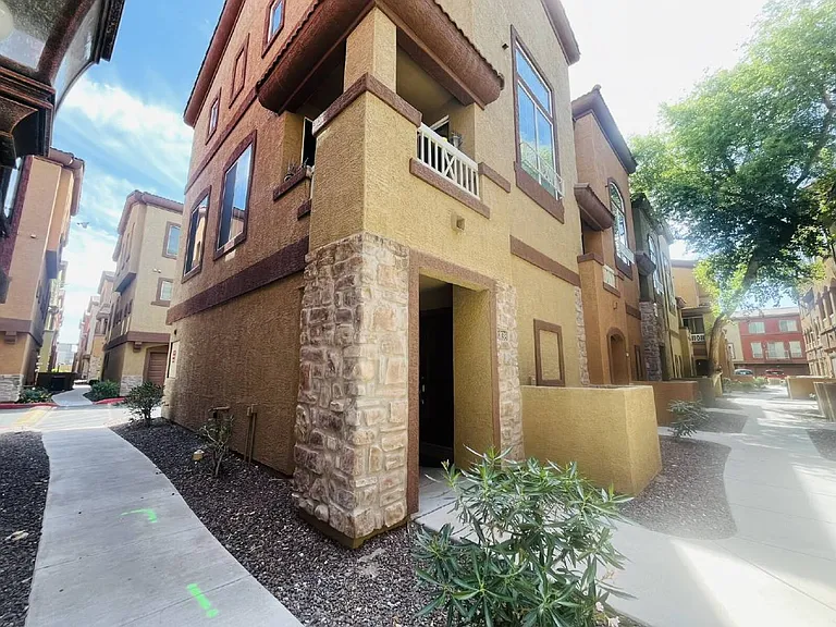 1920 E Bell Rd #1139 — Photo 1