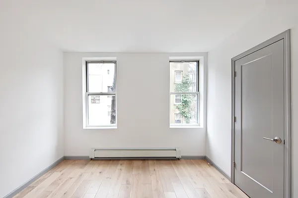 Rented by R New York | media 25