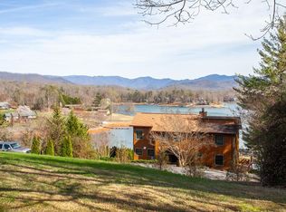 97 Taylors Trce, Hayesville, NC 28904