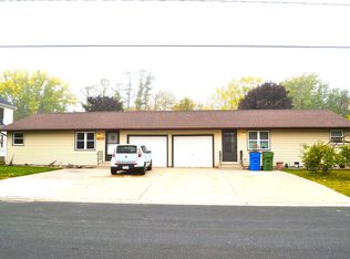 6770 Deuster St, Greenleaf, WI 54126