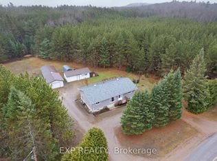 716 Cybulski Rd, Madawaska Valley, ON K0J1B0