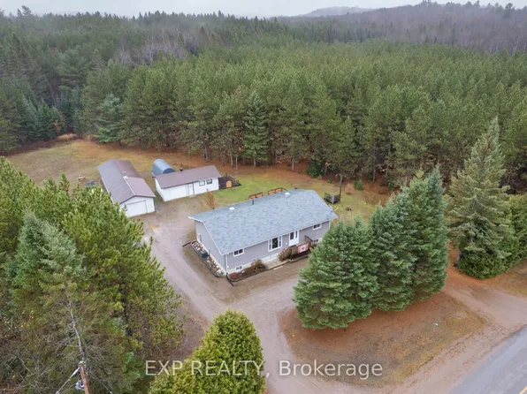 716 Cybulski Rd, Madawaska Valley, ON K0J 1B0