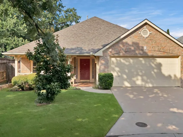 1905 Piney Creek Blvd, Denton, TX 76205