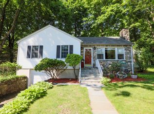 11 Canopus Rd, Mahopac, NY 10541