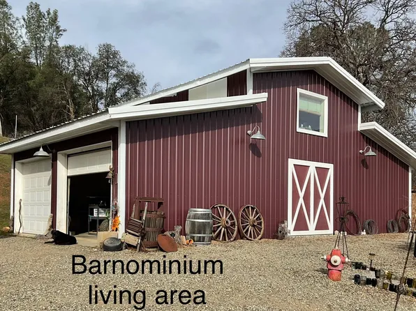 9390 Platina Rd, Igo, CA 96047