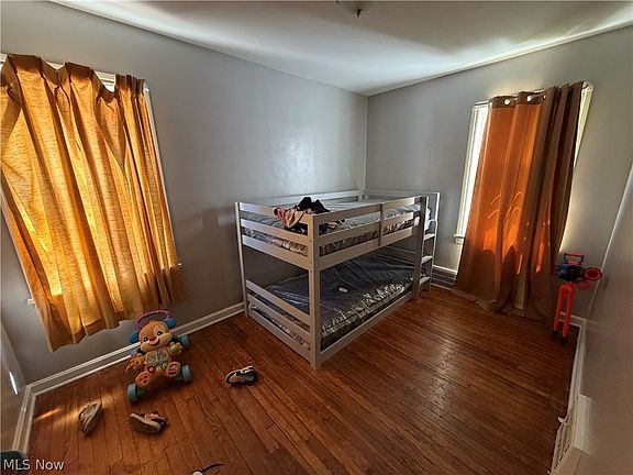 5th image of 608 E 120th St