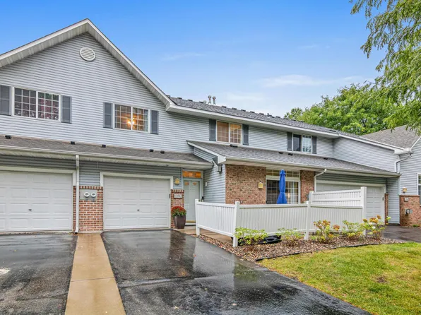 13582 Carmody Dr, Eden Prairie, MN 55344