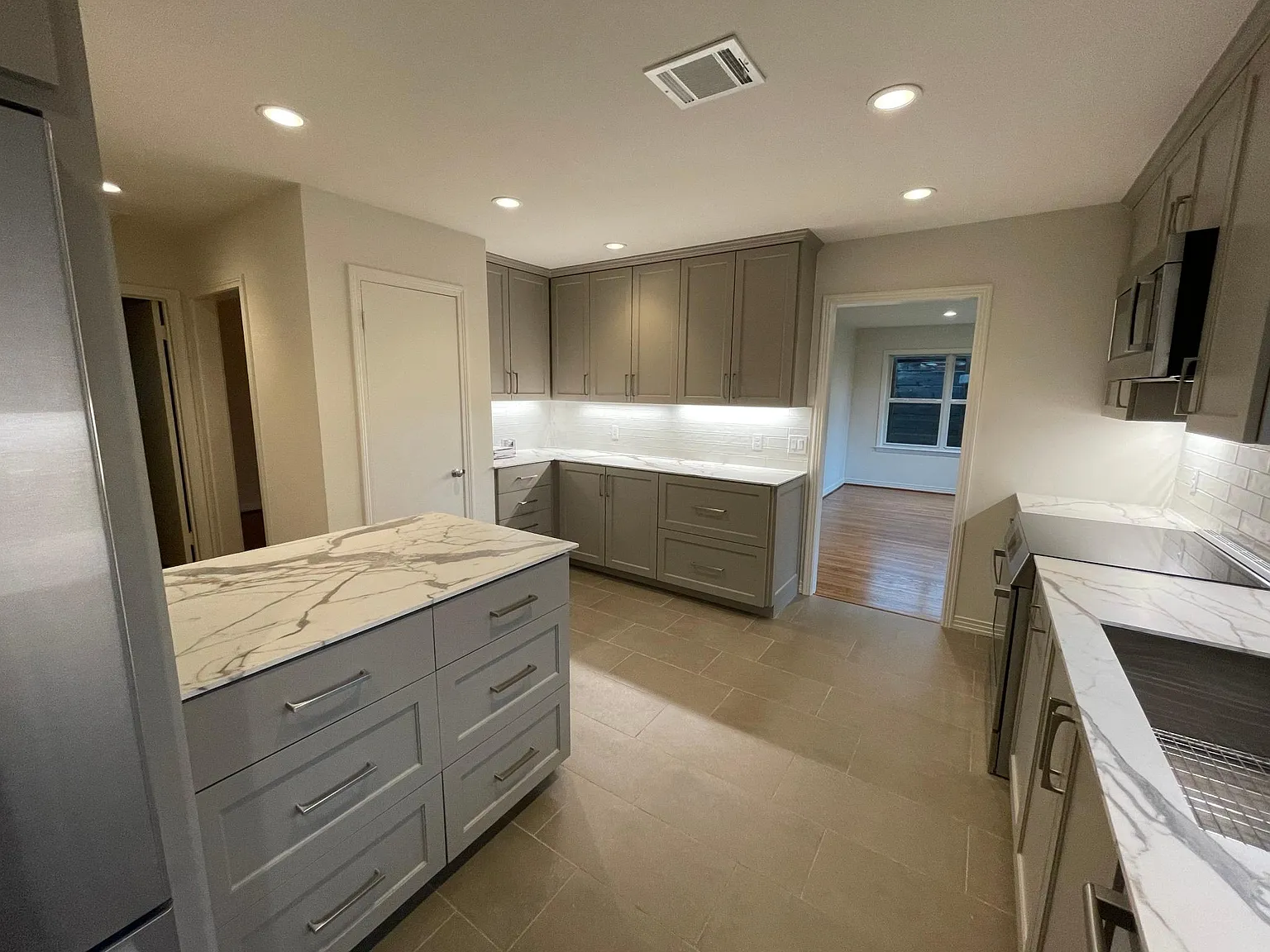 3 bed, 1740 sqft, $2,600 — Photo 1
