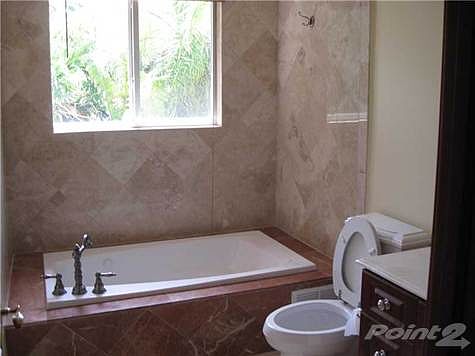 5th image of 3216 Gifford Ln #3216