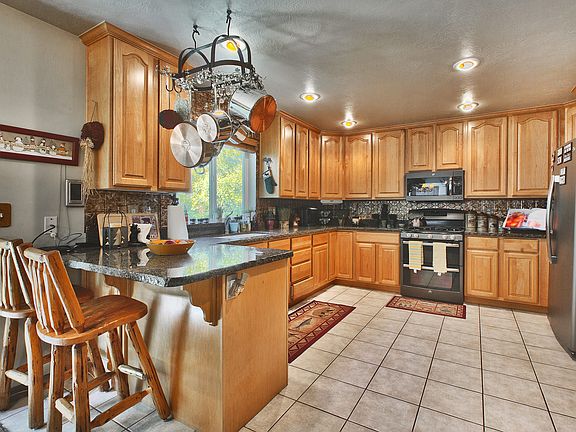 2nd image of 8028 N Springshire Dr