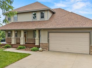 42 Stone Harbor Pl, Hudson, WI 54016