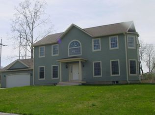 14 Juliana Dr, Pittsfield, MA 01201