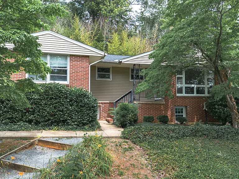 817 Cabell Ave #B — Photo 9