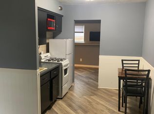 611 E 10th St APT 6, Michigan City, IN