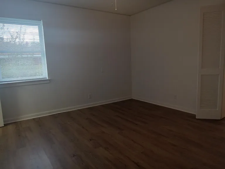 2215 Biltmore Ave — Photo 12