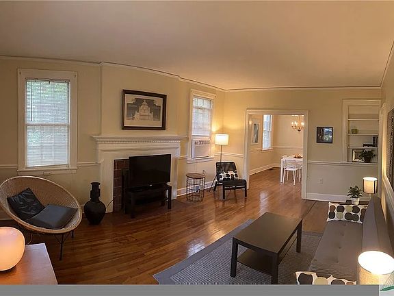 5th image of 221 E 56th St