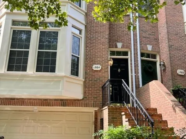 1564 N Colonial Ter, Arlington, VA 22209