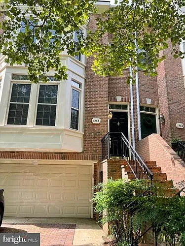 1564 N Colonial Ter Photo 1