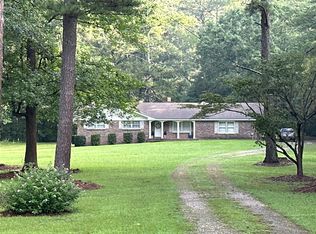 37 Rustic Rd, Stockbridge, GA 30281