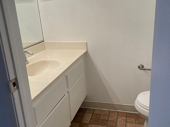4th image of 5460 White Oak Ave Unit G329
