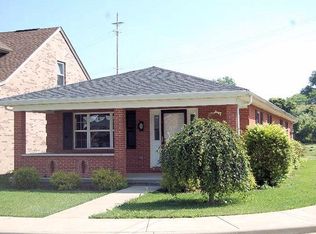 102 Fox Dr, Lawrenceburg, IN 47025