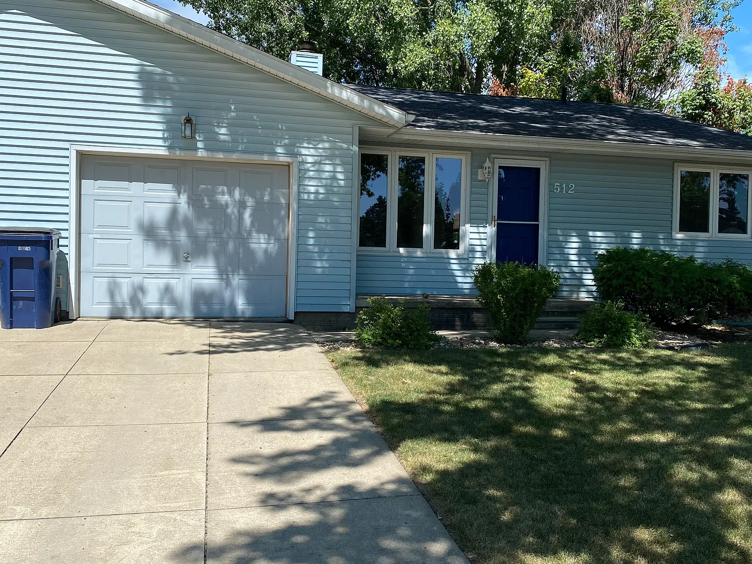 2 bed, 1485 sqft, $1,500 — Photo 1