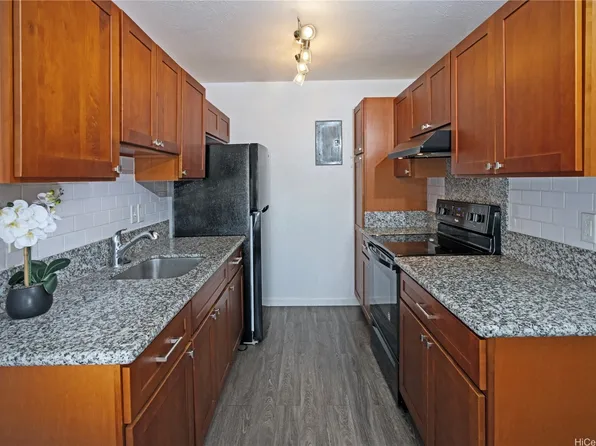 94-1155 Mopua Loop, Waipahu, HI 96797