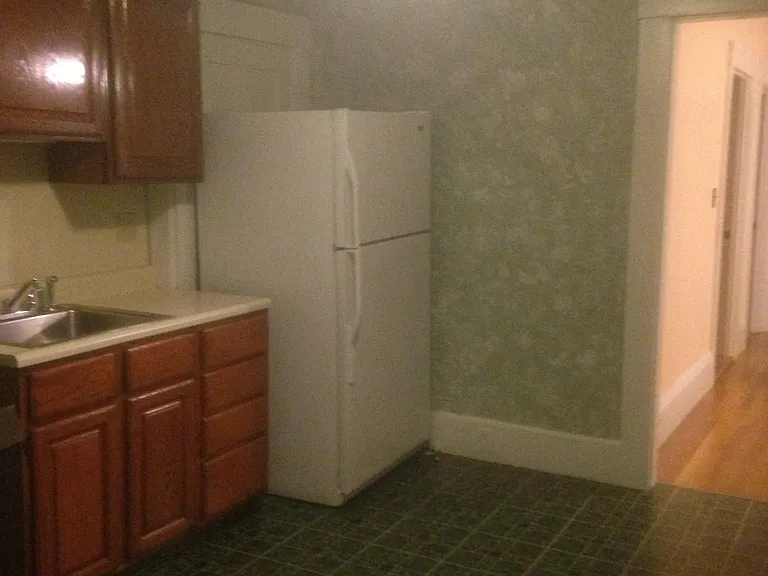 23 Pearl St #1 — Photo 3