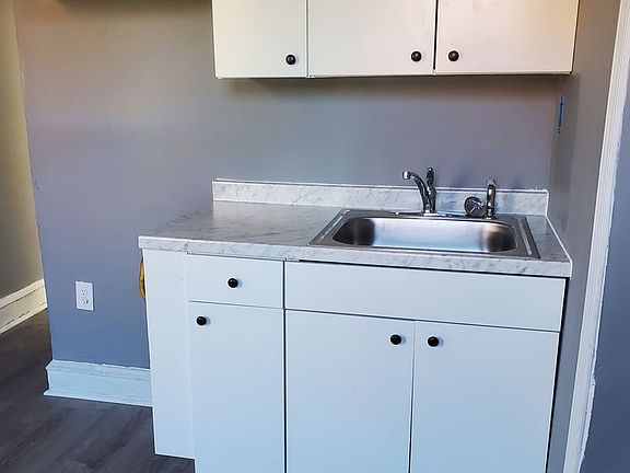2nd image of 1502 Harrison St Floor 2