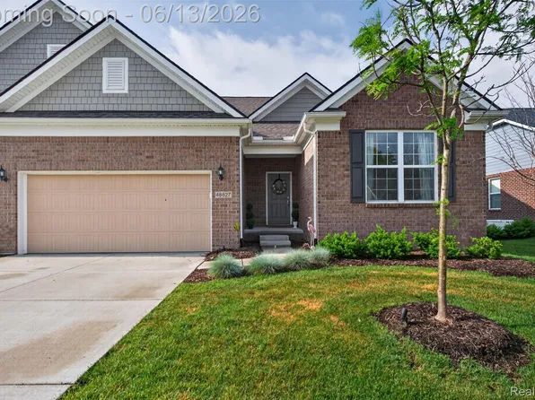 48827 Windfall Rd, Novi, MI 48374